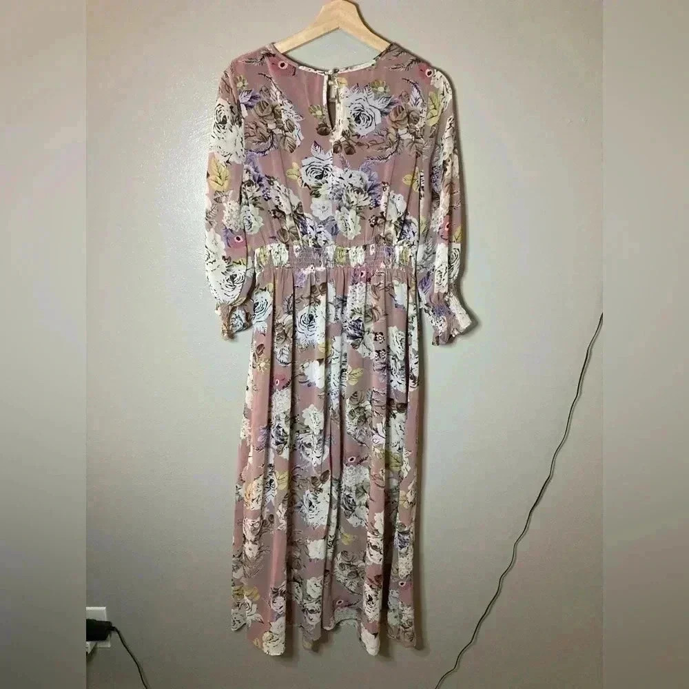 Blushing heart dress - Picture 4 of 4